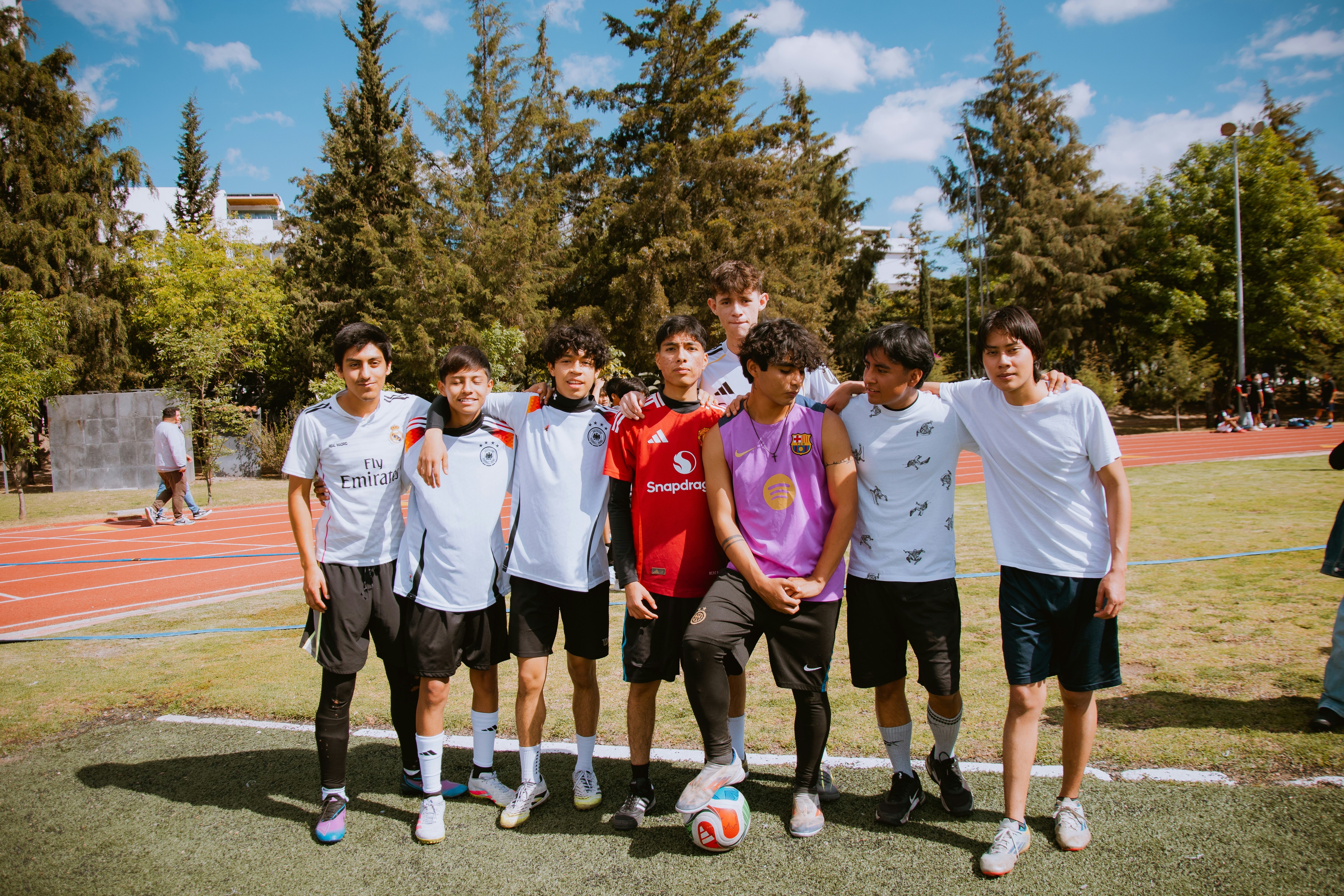 《行荒之路》8.17更新：便携箱异常问题，官方紧急修复进行中