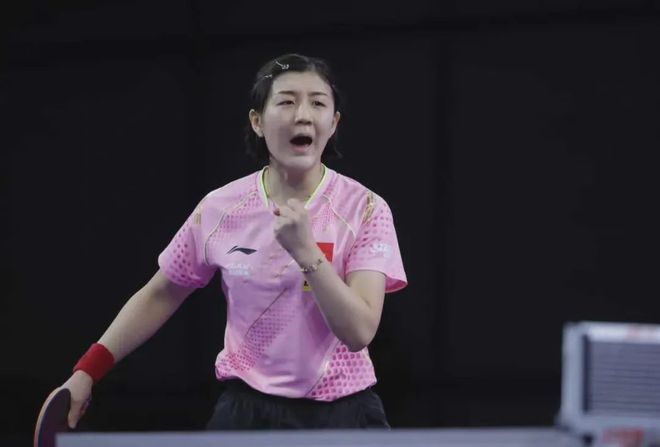 女排联赛中 女排联赛中