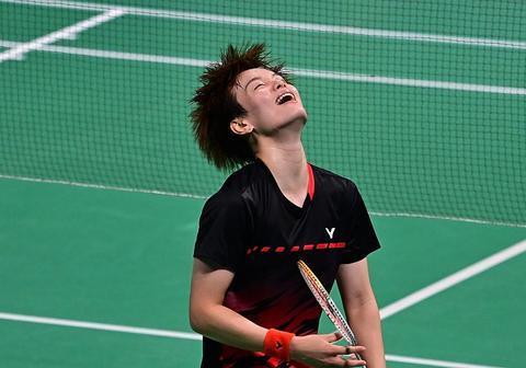 赛以及其背 赛以及其背