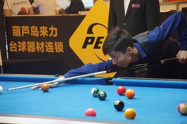 的表现一直 的表现一直